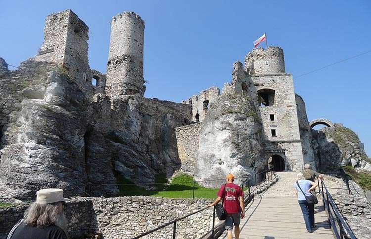 Ogrodzieniec ruiny zamku zamek