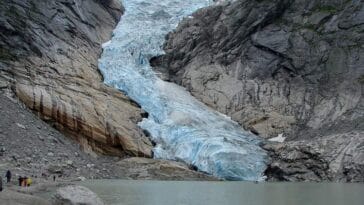 lodowiec Briksdalsbreen park narodowy Jostedalsbreen
