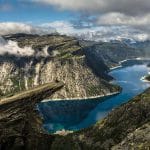Trolltunga wycieczka język Trolla ciekawostki Norwegia