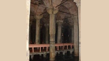 Cysterna Bazyliki w Stambule Turcja Stambuł atrakcje ciekawostki zabytki