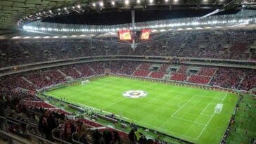 Stadion Narodowy Warszawa humor i piłka nożna