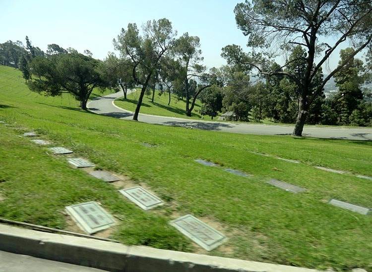 cmentarz Forest Lawn Memorial Park Glendale Kalifornia