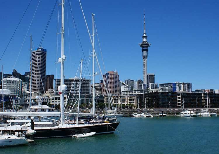 Sky Tower Auckland Nowa Zelandia ciekawostki
