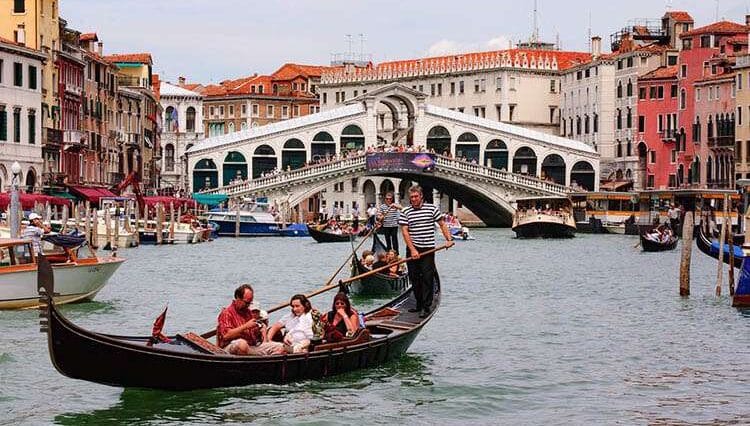 Wenecja turystyka gondola