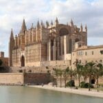 Palma de Mallorca Majorka ciekawostki wakacje wyspy