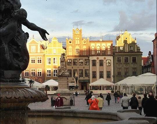 ciekawostki polskie Poznań rynek kamienice fontanna