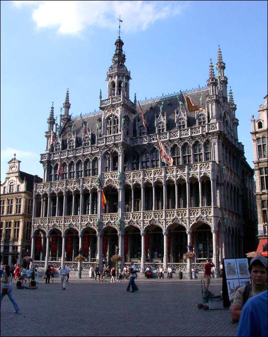 Maison du Roi ciekawostki o Brukseli Bruksela Belgia