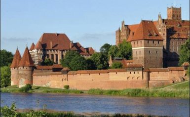 Największy zamek świata jest w Polsce