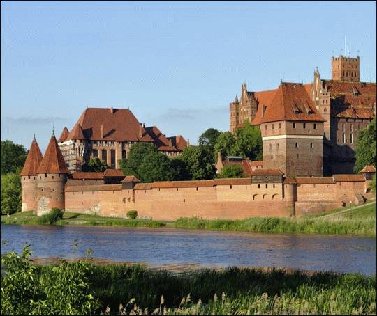 Największy zamek świata jest w Polsce