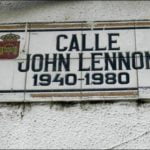 ulica Johna Lennona w Merida Hiszpania John Lennon