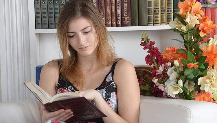 nauka języków książka czytanie książki obcojęzyczne