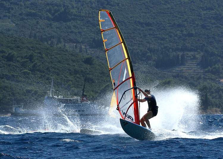 Chorwacja wypoczynek turystyka windsurfing podróże ciekawostki