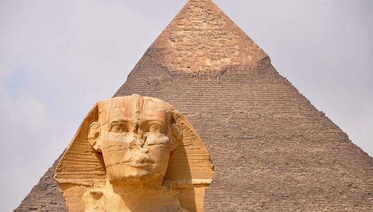 ciekawostki o państwach świata starożytny Egipt ciekawostki turyści prawo piramidy mumie faraoni hieroglify