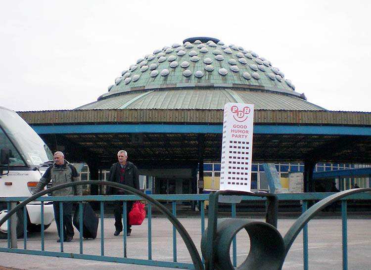 kieleckie UFO Kielce ciekawostki dworzec autobusowy PKS atrakcje zabytki