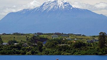 atrakcje Chile wulkan Calbuco jezioro Llanquihue