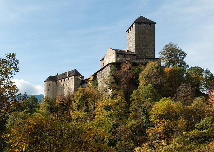 Południowy Tyrol zamek zamki