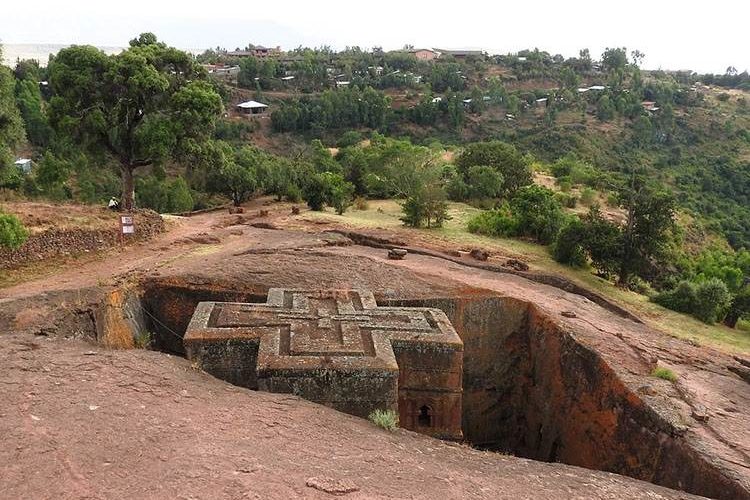 Etiopia. Lalibela i jej kościoły wykute w skale