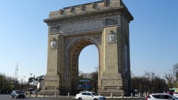 Łuk Triumfalny Bukareszt atrakcje zabytki Rumunia