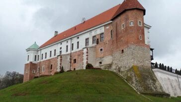 miasto Sandomierz ciekawostki zabytki atrakcje zamek w Sandomierzu zabytki