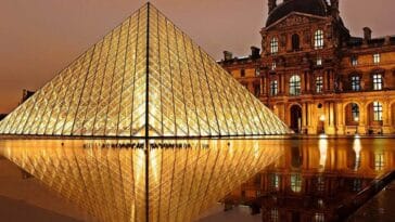 słynne muzea muzeum Luwr Paryż w Paryżu Francja