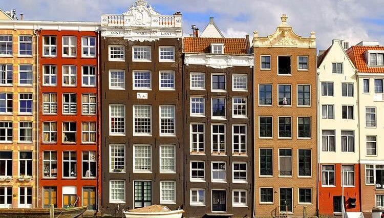 Amsterdam ciekawostki o Amsterdamie Holandia kanały atrakcje