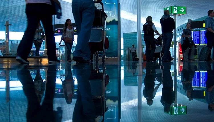 zgubiłem bagaż lotniczy zguba lotnisko