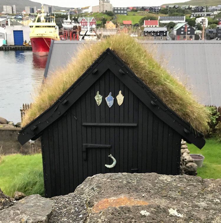 Torshavn stolica Wyspy Owcze stare miasto Tinganes