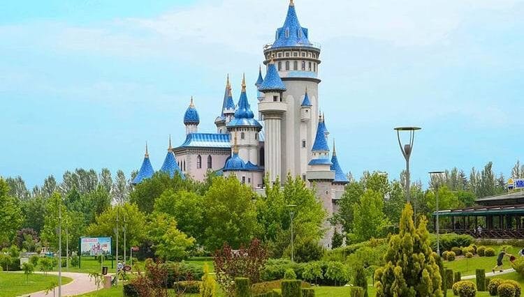 Eskisehir Sazova park Turcja ciekawostki atrakcje