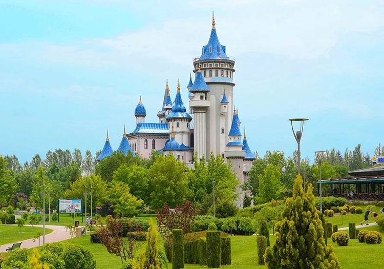 Eskisehir Sazova park Turcja ciekawostki atrakcje