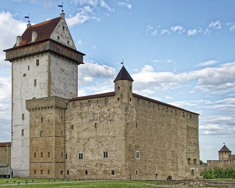Narva zamek Estonia ciekawostki atrakcje zabytki