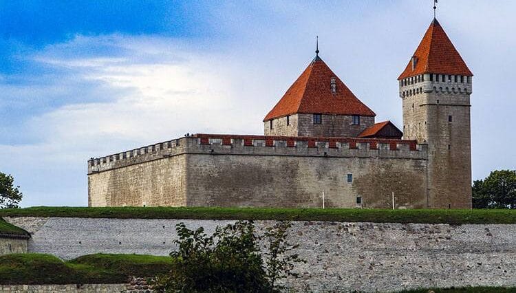 zamek Kuressaare Estonia ciekawostki atrakcje zabytki