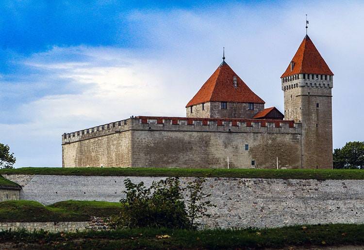 zamek Kuressaare Estonia ciekawostki atrakcje zabytki