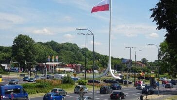 Maszt Niepodległości Lublin flaga