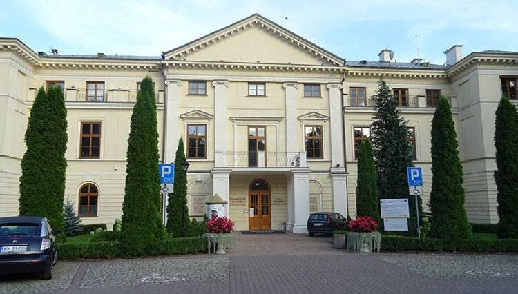 pałac Dernałowiczów Mińsk Mazowiecki ciekawostki atrakcje zabytki