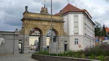 brama Pilzno Pilsner Urquell piwo browar Plzen ciekawostki