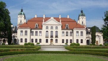 Kozłówka pałac województwo lubelskie atrakcje