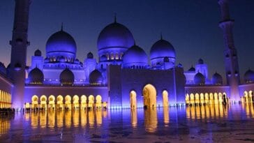 Wielki Meczet Szejka Zayeda Abu Zabi Emiraty Arabskie meczety ciekawostki
