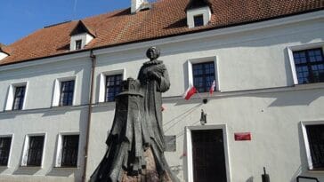 Brodnica pałac Anny Wazówny pomnik Anna Wazówna ciekawostki atrakcje