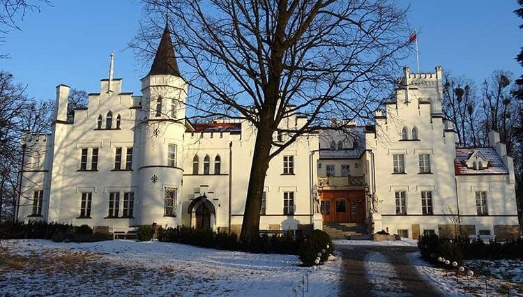 Sulisław ciekawostki pałac w Sulisławiu