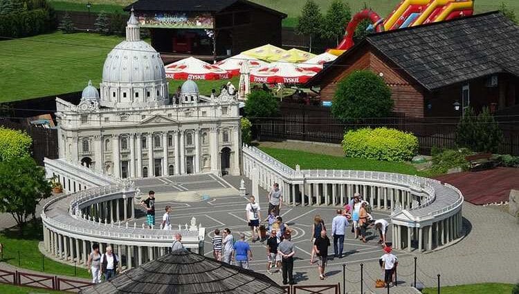 Inwałd ciekawostki atrakcje zabytki małopolskie Park Miniatur