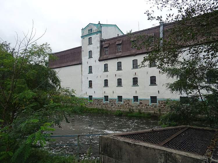 Bratian atrakcje ciekawostki młyn historia zabytki