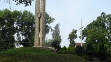 pomnik Płowce atrakcje bitwa pod Płowcami historia Krzyżacy