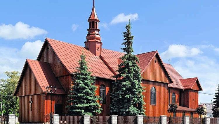 wieś Radgoszcz ciekawostki małopolskie drewniany kościół św. Kazimierza zabytek