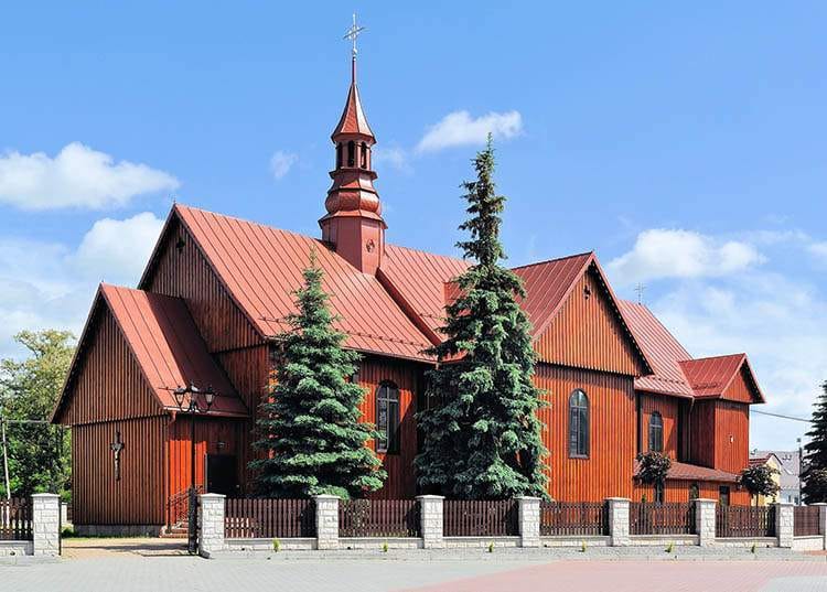 wieś Radgoszcz ciekawostki małopolskie drewniany kościół św. Kazimierza zabytek