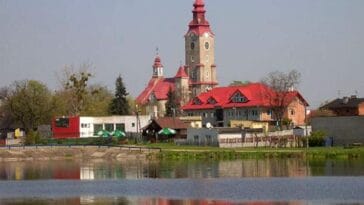 Stryków ciekawostki atrakcje zabytki woj. łódzkie kościół zalew w Strykowie