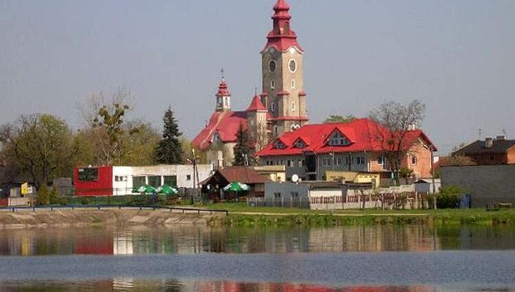 Stryków ciekawostki atrakcje zabytki woj. łódzkie kościół zalew w Strykowie