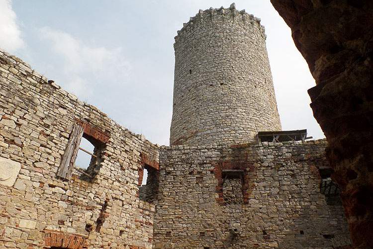 Zamek Lipowiec na Małopolsce