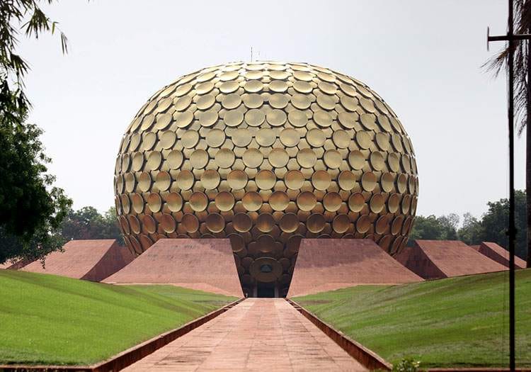 Matrimandir ciekawostki Auroville Tamil Nandu Indie