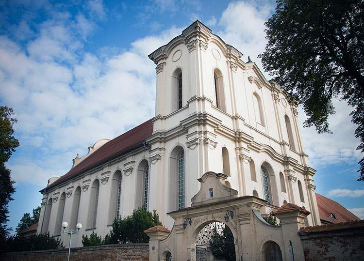 kościół klasztor Wągrowiec ciekawostki zabytki atrakcje