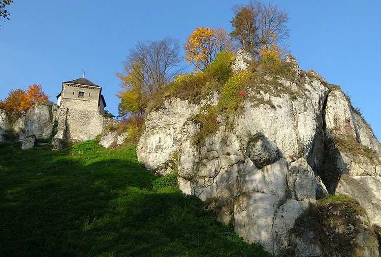 Ojców zamek w Ojcowie ciekawostki ruiny historia